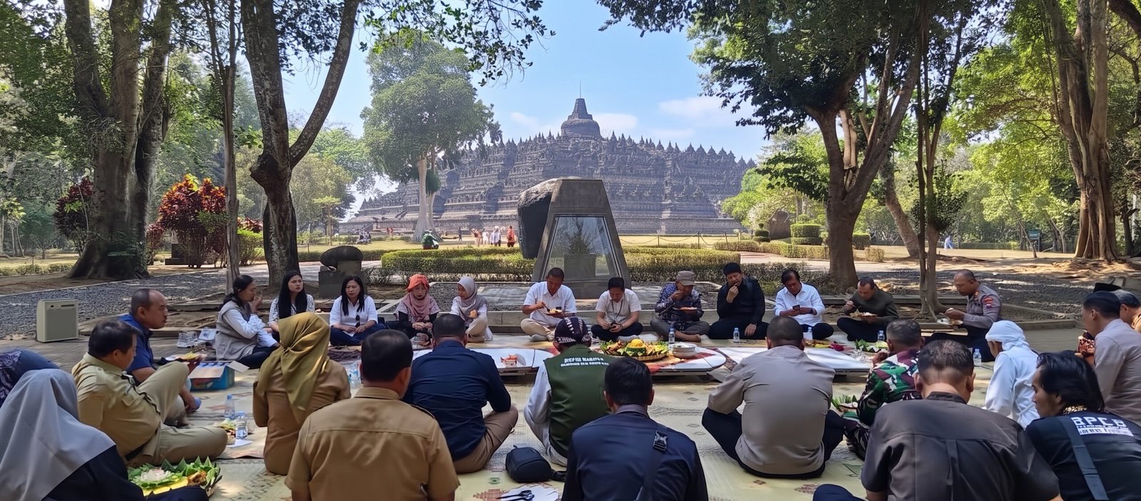 LAD Borobudur Hadiri Doa Bersama Dimulainya Konsolidasi Yasti Candi Borobudur LAD Borobudur Hadiri Doa Bersama Dimulainya Konsolidasi Yasti Candi Borobudur